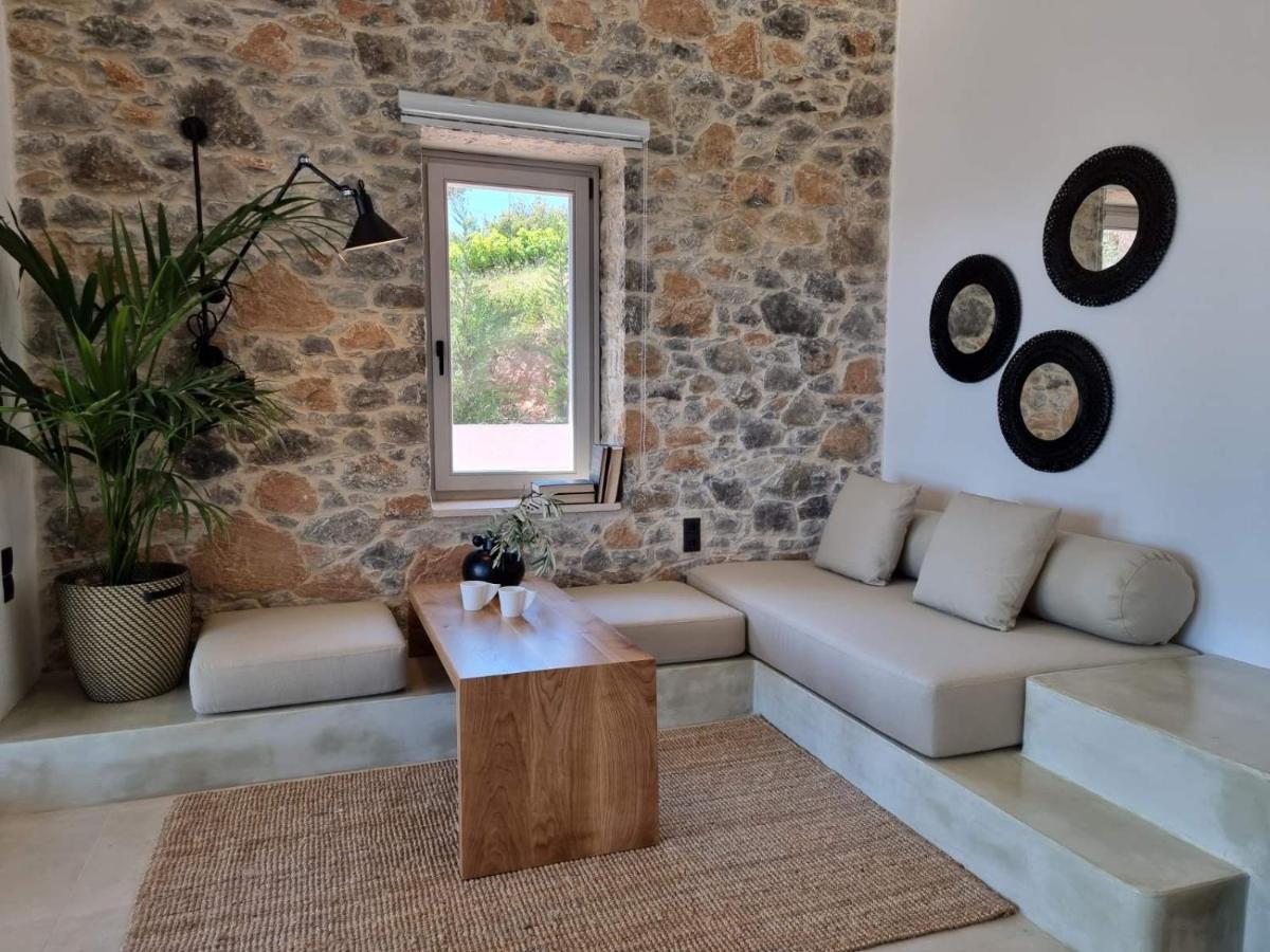 Stone Build Suite With Private Pool 克里奥斯 外观 照片