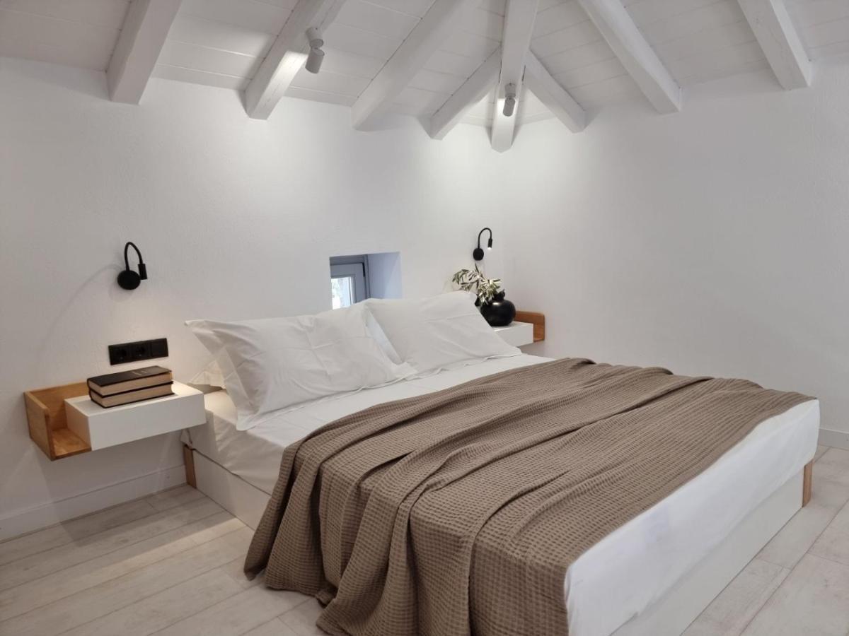 Stone Build Suite With Private Pool 克里奥斯 外观 照片